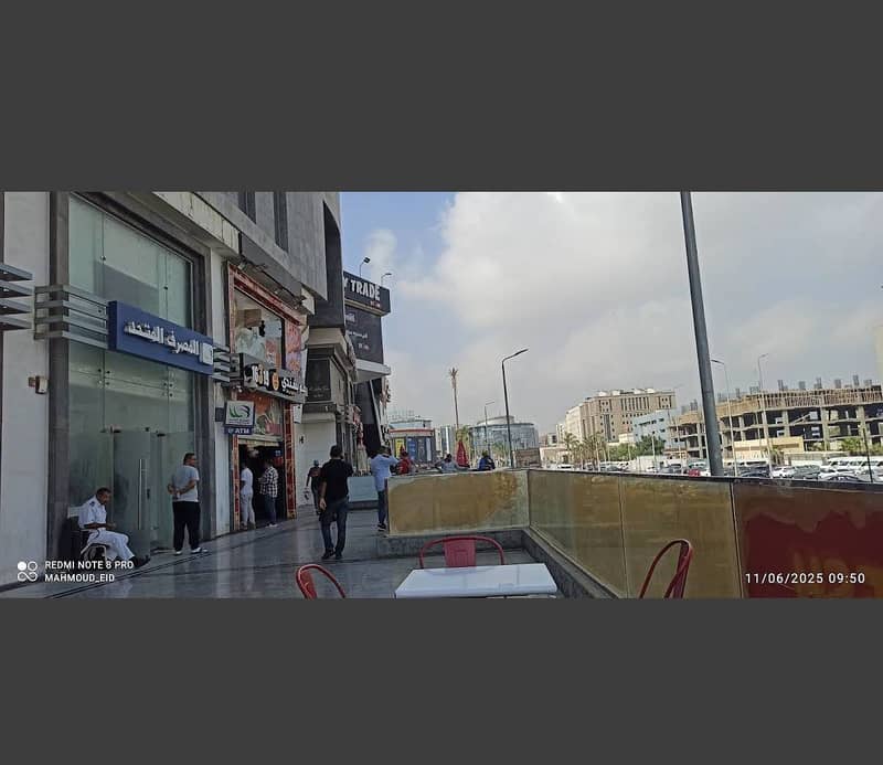 محل ارضي بالفرش و الاجهزة على واجهة مول في مجمع البنوك - التجمع الخامس محل ارضي بالفرش و الاجهزة على واجهة مول في مجمع البنوك - التجمع الخامس