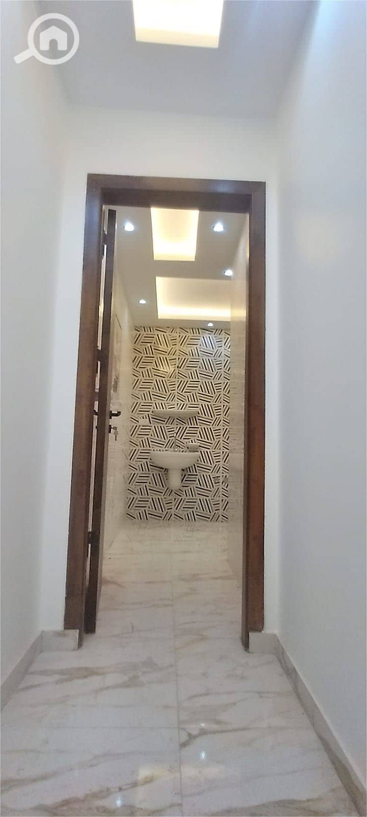 5 1000122116. jpg