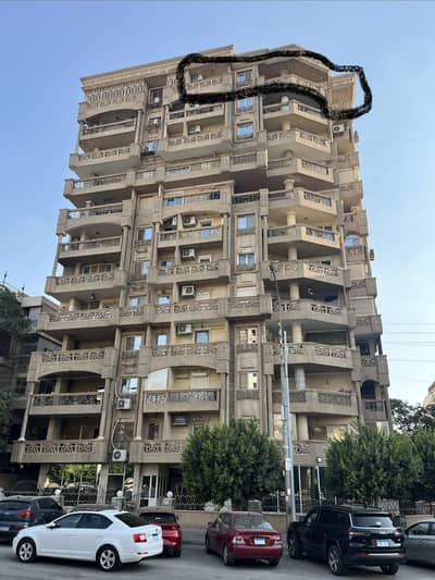 شقة 3 غرف نوم للبيع في مصر الجديدة، القاهرة - شقة للبيع ٢٣٥ متر مسجلة شهر عقارى فى شارع عبدالعزيز فهمى