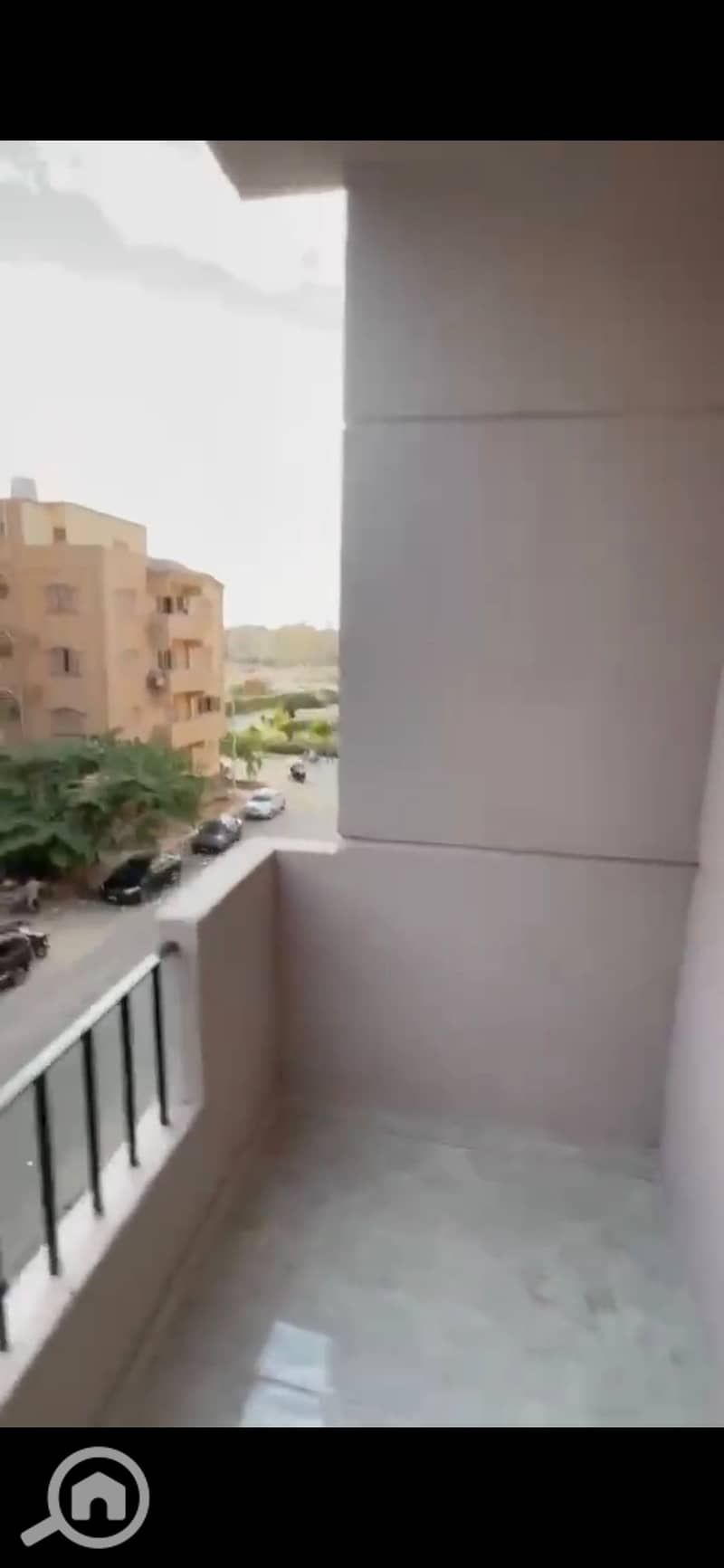 3 35689. jpg