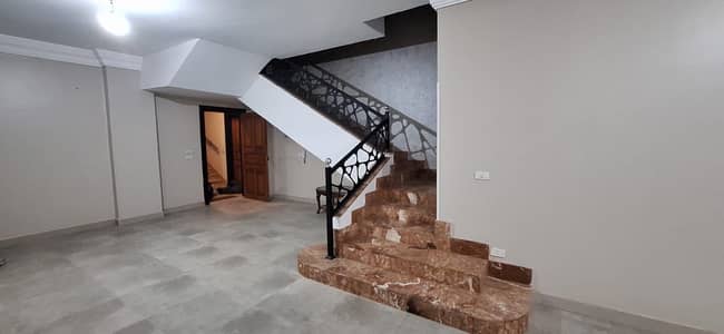 3 Bedroom Duplex for Rent in New Cairo, Cairo - دوبلكس بالتجمع الأول بالتكيفات – Duplex 1st Settlement + ACs