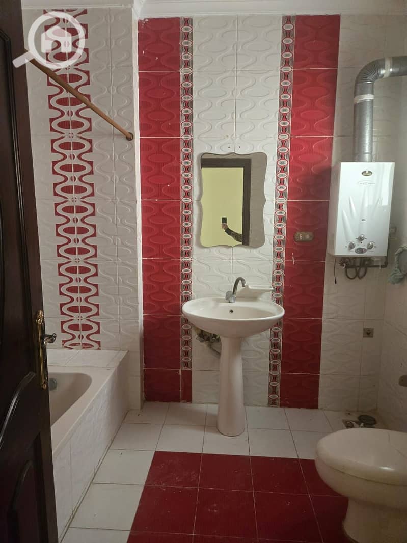 9 1000807964. jpg