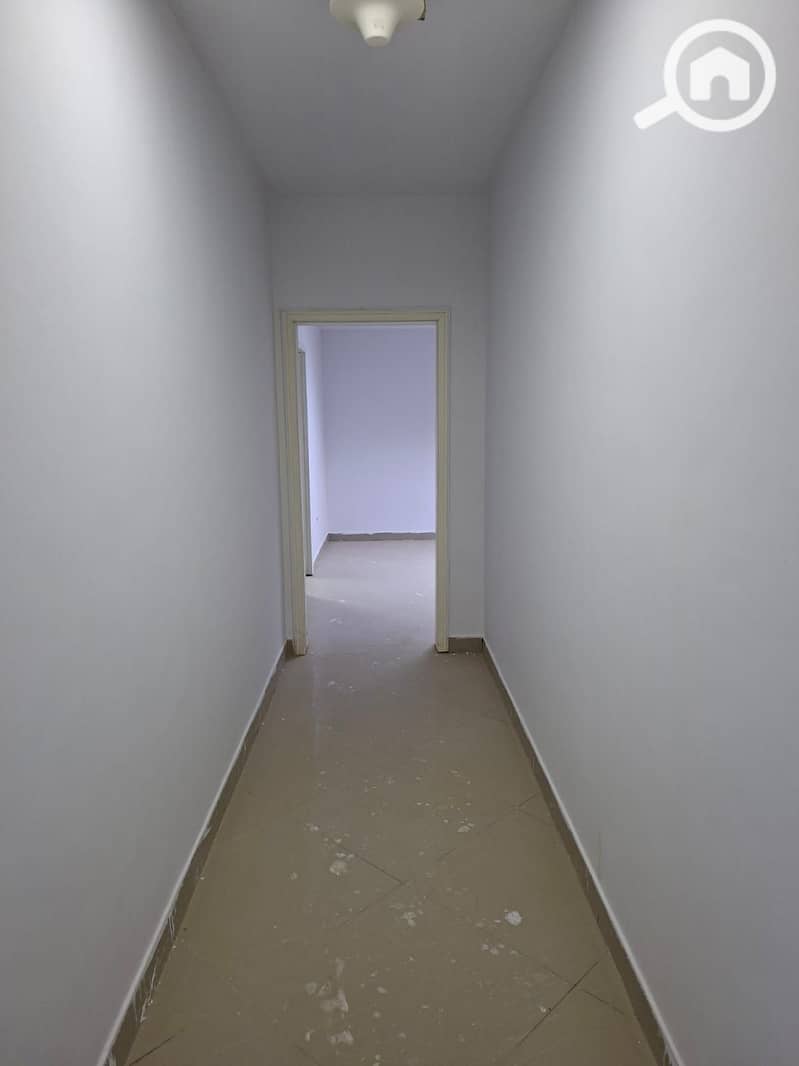 7 1000396902. jpg