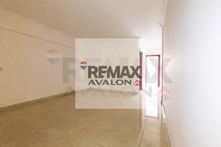 2 Bedroom Apartment for Rent in Azarita, Alexandria - 1. jpg