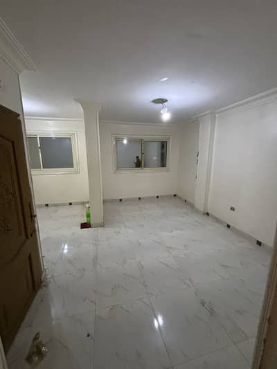 2 Bedroom Flat for Sale in Shubra al-Khaimah, Qalyubia - قسم ثاني شبرا الخيمة شارع خالد ابن الوليد بطن الجبل تاني نمره برج خيري 2 Bedroom Flat for Sale in Shubra al-Khaimah, Qalyubia - قسم ثاني شبرا الخيمة شارع خالد ابن الوليد بطن الجبل تاني نمره برج خيري