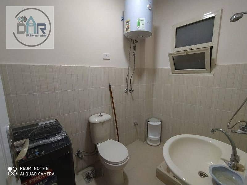 4 7ae4269e-98de-4d65-bbd3-caa1a27a932b. jpg