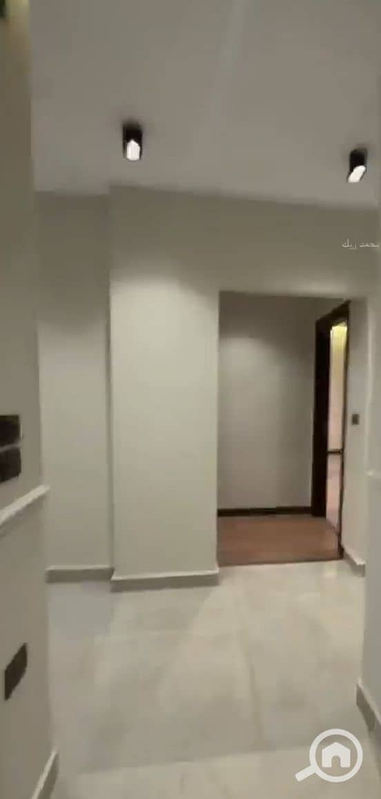 11 1000081373. jpg