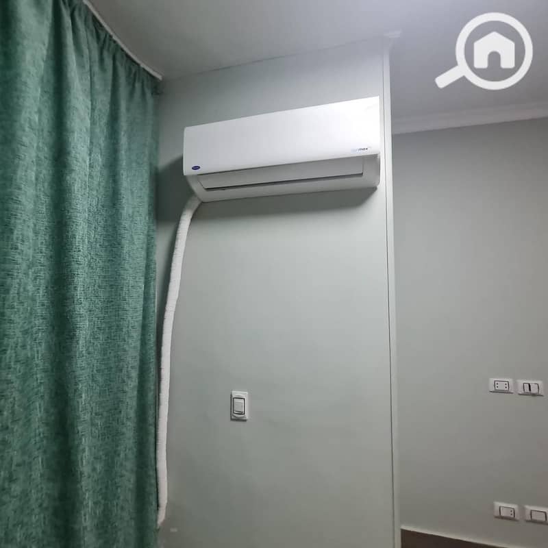 20 1000692857. jpg