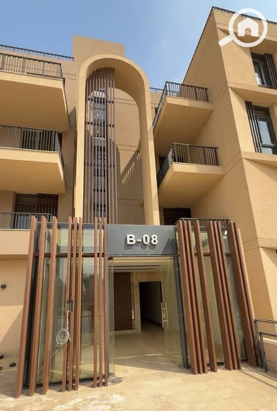 3 Bedroom Flat for Sale in Sheikh Zayed, Giza - IMG-20260823-WA0017_edit_2017388272163627. jpg