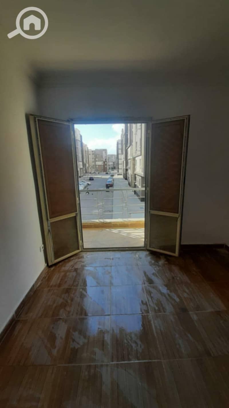 4 27151. jpg