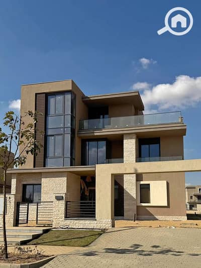 6 Bedroom Villa for Sale in Sheikh Zayed, Giza - 638589411_1462580818773173_6871215297302649633_n (1). jpg 6 Bedroom Villa for Sale in Sheikh Zayed, Giza - 638589411_1462580818773173_6871215297302649633_n (1). jpg