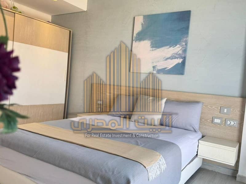 5 08_Representative_Master_Bedroom. jpg