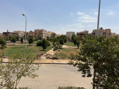 3 Bedroom Flat for Sale in Shorouk City, Cairo - شقه فى الحى التالت غرب 3rd District 3 Bedroom Flat for Sale in Shorouk City, Cairo - شقه فى الحى التالت غرب 3rd District