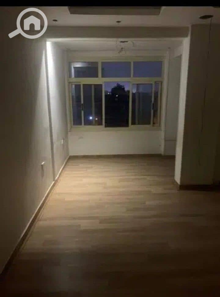 2 1000510275. jpg