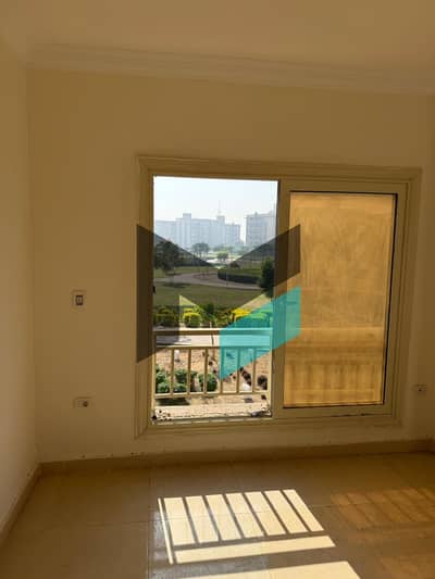3 Bedroom Apartment for Sale in Shorouk City, Cairo - f3f0bda1-f71c-494b-b1be-80577ba256df. jpg 3 Bedroom Apartment for Sale in Shorouk City, Cairo - f3f0bda1-f71c-494b-b1be-80577ba256df. jpg