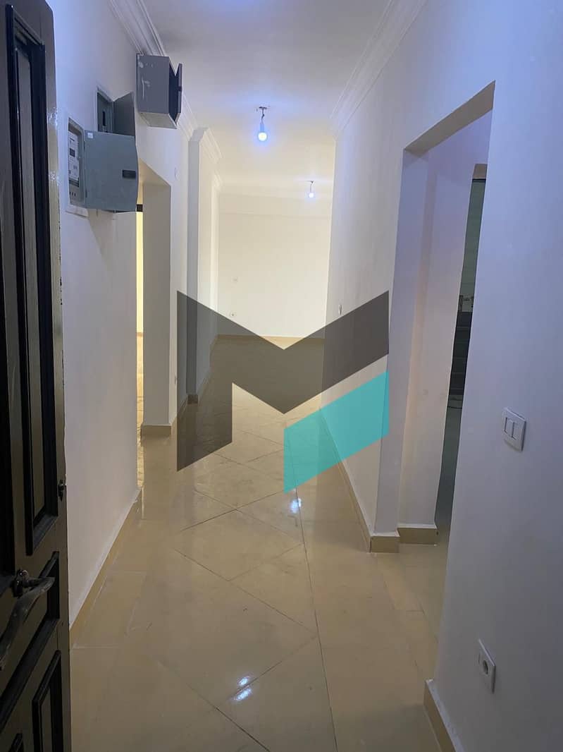 4 73ef0363-d030-41a9-96ee-696aaf7a84a3. jpg