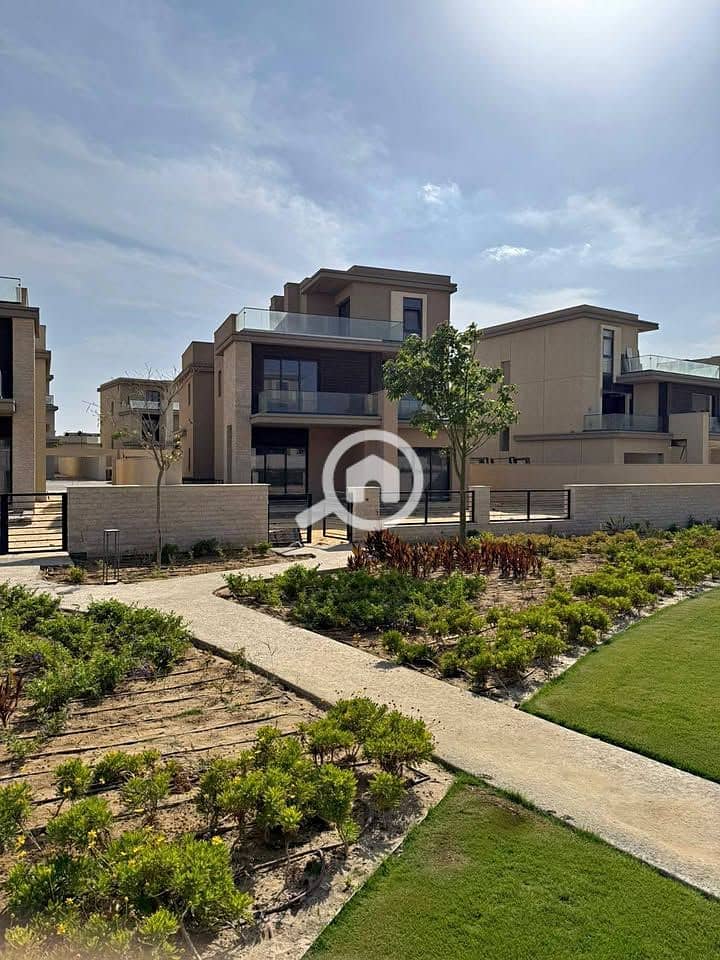 10 twin house. jpg