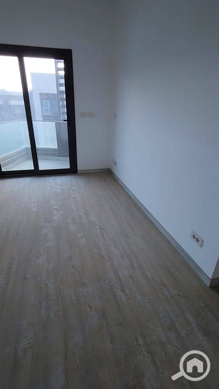 3 1000663378. jpg