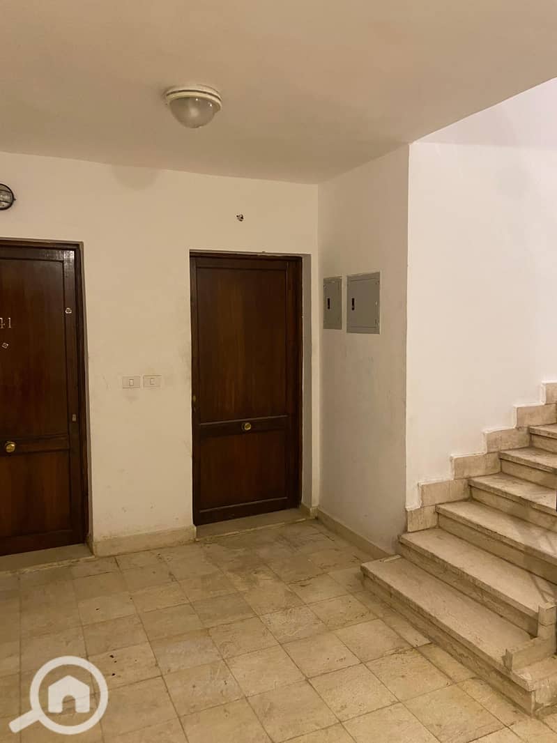 15 U834455 (11). jpg