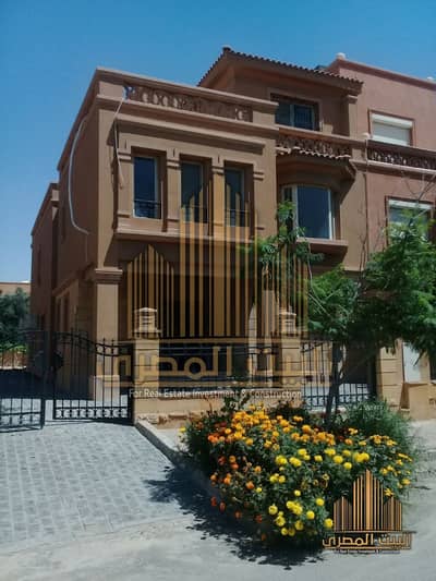 توين هاوس 5 غرف نوم للبيع في القاهرة الجديدة، القاهرة - U103728 (49). jpg
