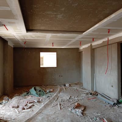 3 Bedroom Flat for Sale in Cairo - Ismailia Desert Road, Cairo - شقة ٢٢٠ متر ٤/٣ تشطيب بمنتجع النخيل