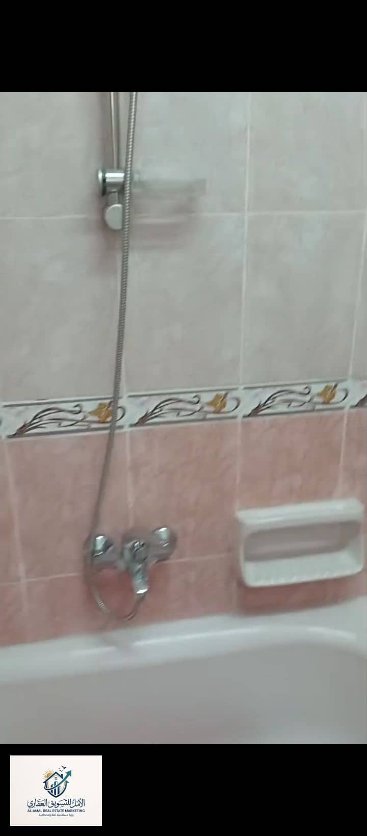 4 1000259115. jpg