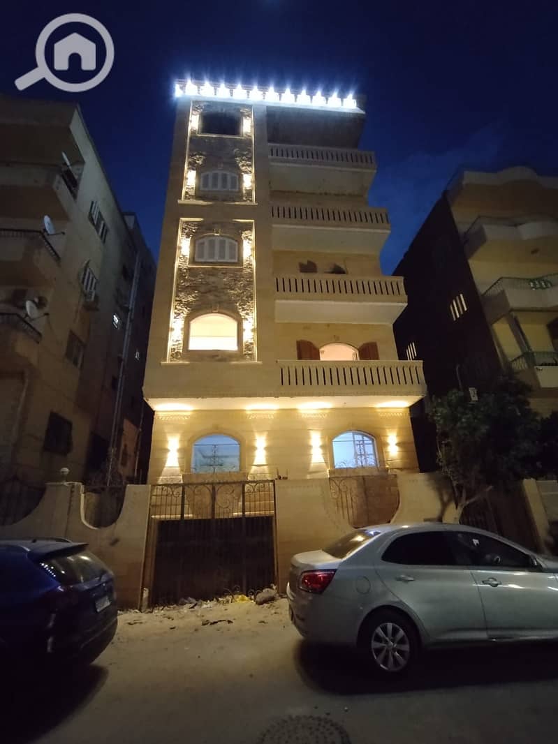 2 35769. jpg