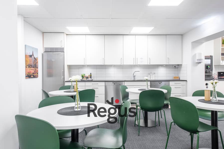8 Regus_RegusMalmoCentral_Skånelän_Sweden_Kitchen. j. jpg
