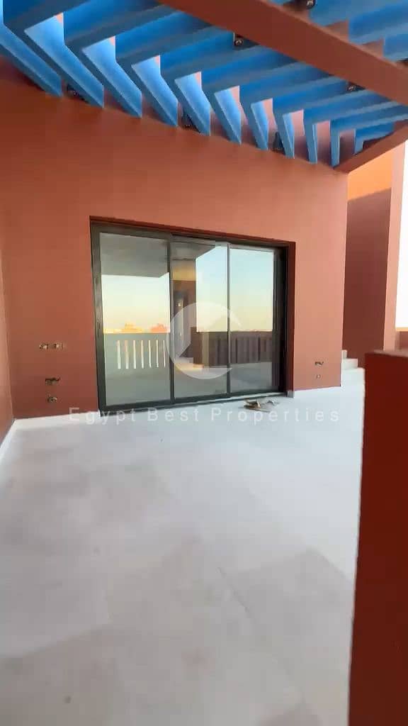 11 WhatsApp Video 2026-08-18 at 22.59. 16. mp4_snapshot_01.33. 320. jpg