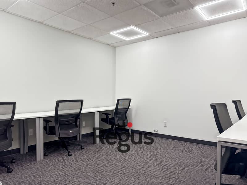 8 Regus_AZ, Tucson - E Wetmore Rd_USA_Centre 7295_Coworking 1. jpg