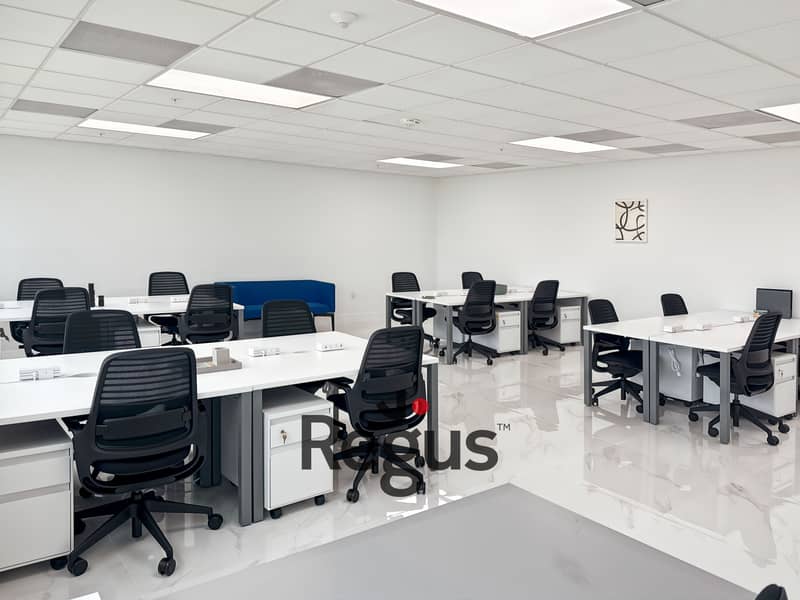 10 Regus_FL, Doral - 107th Ave_USA_Centre 7481_Coworking 3. jpg
