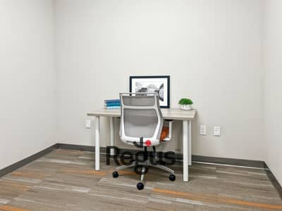مکتب  للايجار في 6 اكتوبر، الجيزة - Regus_KY, Louisville - East Witherspoon St_USA_Centre 6323_Office 4. jpg