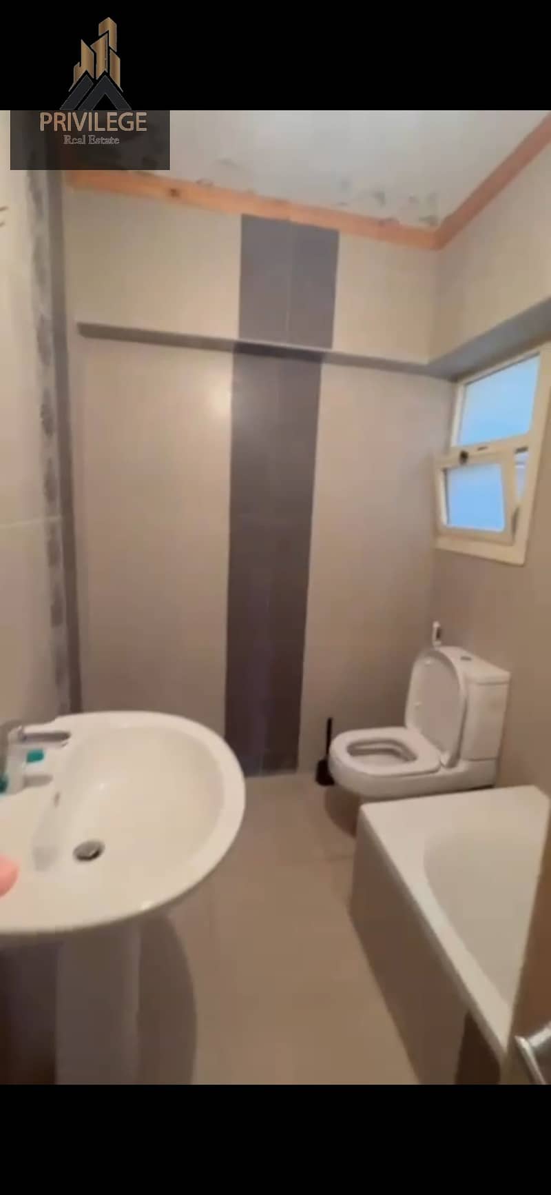 3 1000198849. jpg