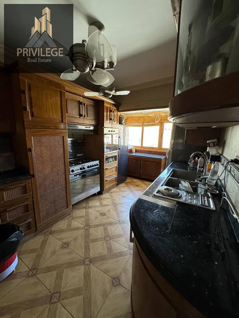 30 1000198859. jpg