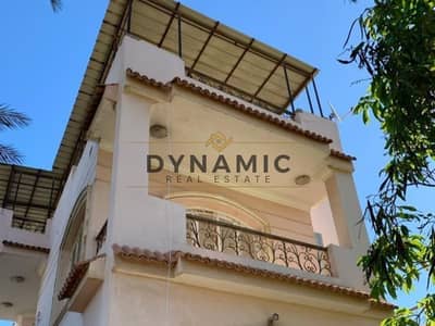 7 Bedroom Villa for Sale in Sheikh Zayed, Giza - 28b76d1c-7477-4e7a-96f4-e6365dd54144. jpeg 7 Bedroom Villa for Sale in Sheikh Zayed, Giza - 28b76d1c-7477-4e7a-96f4-e6365dd54144. jpeg
