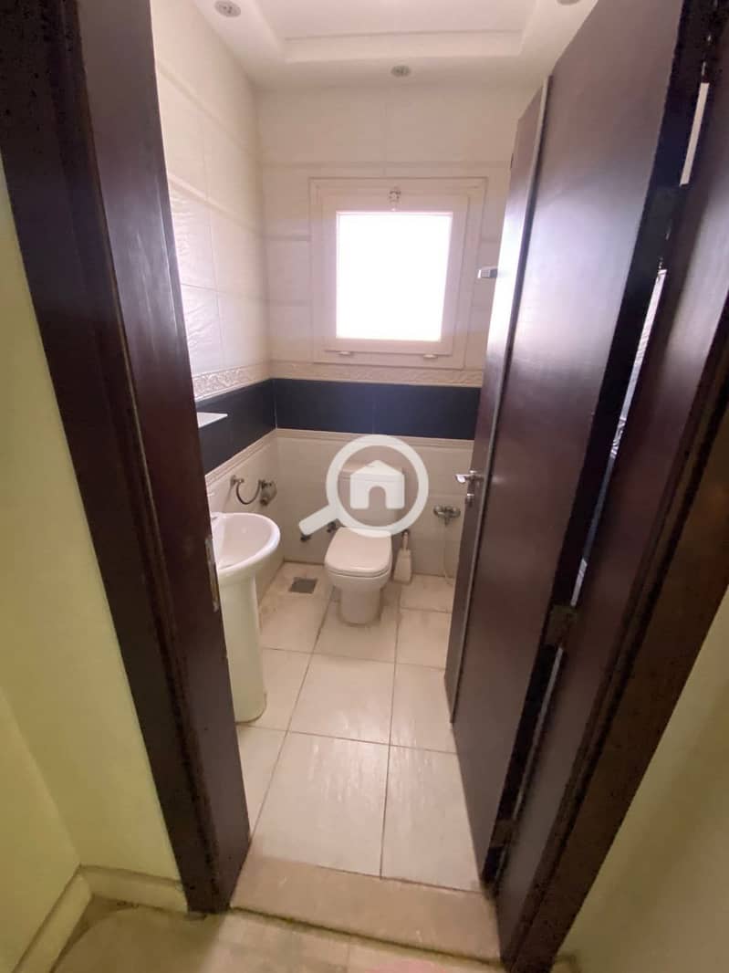 3 1000625887. jpg