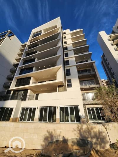 10+ Beds Other Residential for Sale in Sheikh Zayed, Giza - IMG-20260609-WA0058. jpg