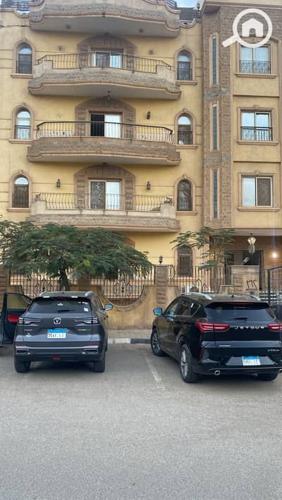 4 Bedroom Apartment for Sale in Sheikh Zayed, Giza - 8d5a349d-3e86-4bae-9801-766f31c1348b. jpg