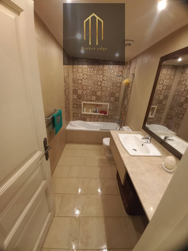 3 1000708372. jpg