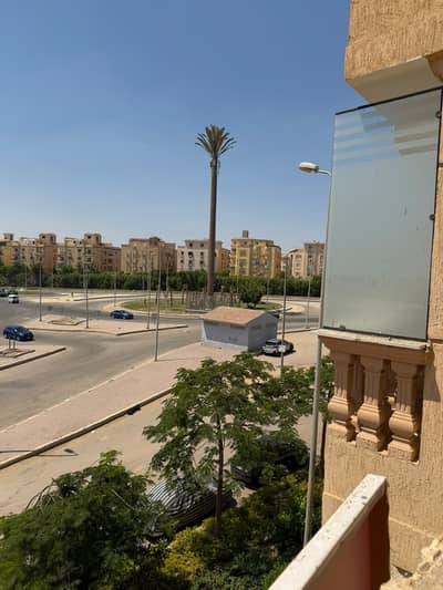 فلیٹ 3 غرف نوم للبيع في الشيخ زايد، الجيزة - شقة للبيع فى الشيخ زايد الحى 16 مجاورة اولى على وصلى دهشور فلیٹ 3 غرف نوم للبيع في الشيخ زايد، الجيزة - شقة للبيع فى الشيخ زايد الحى 16 مجاورة اولى على وصلى دهشور