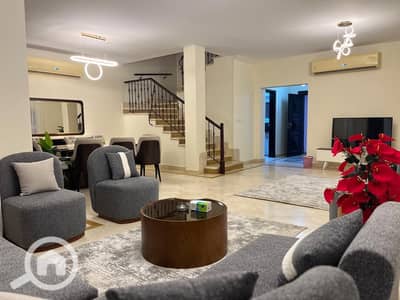 4 Bedroom Villa for Rent in New Cairo, Cairo - 21cf00a7-efb0-4635-a058-6cdc2972a3da. jpg 4 Bedroom Villa for Rent in New Cairo, Cairo - 21cf00a7-efb0-4635-a058-6cdc2972a3da. jpg