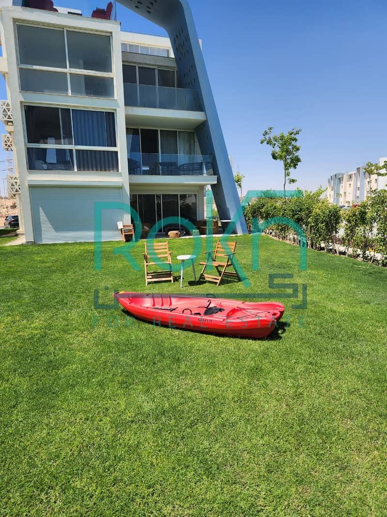 2 76843189-7de2-40e9-a0a3-47576ddb6a24. jpg