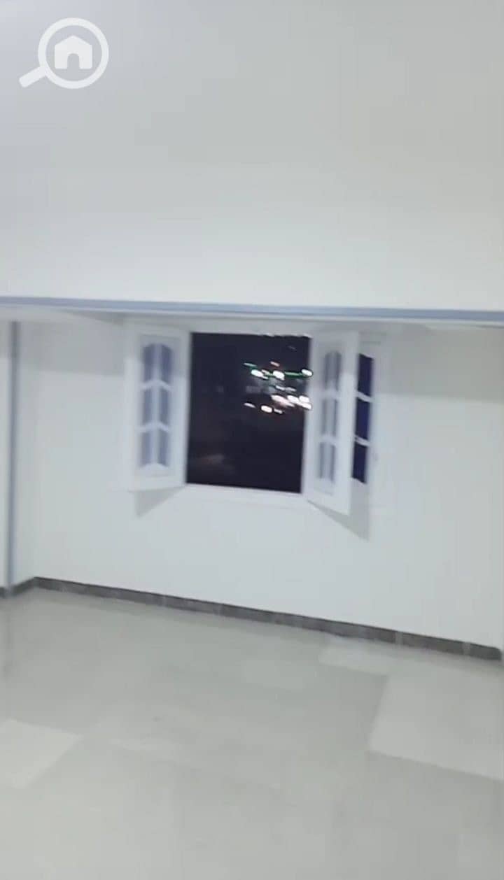4 photo_5792031568284028911_y. jpg