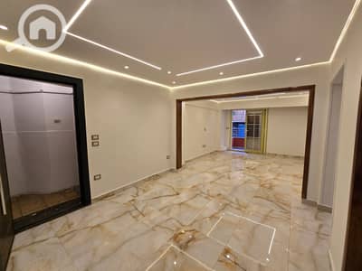 فلیٹ 2 غرفة نوم للايجار في جليم، الإسكندرية - 20260820_163848. jpg