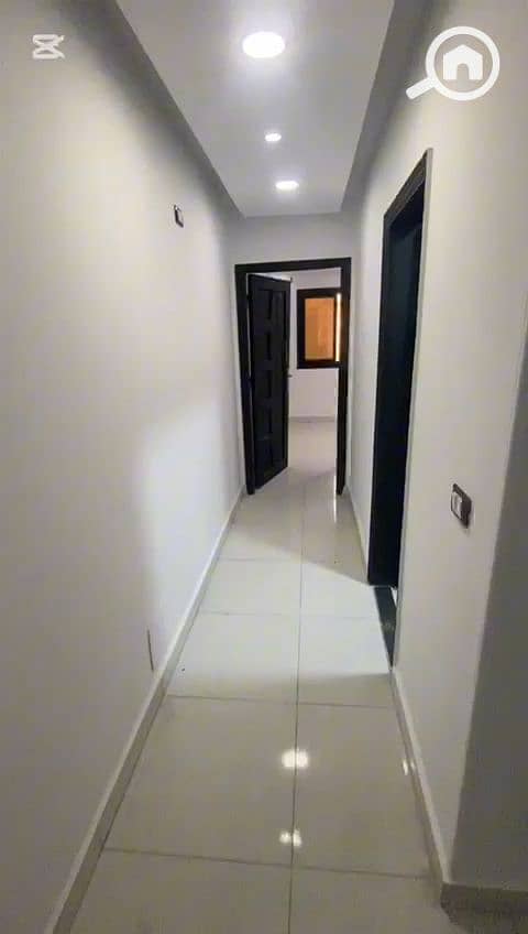 8 1000250594. jpg