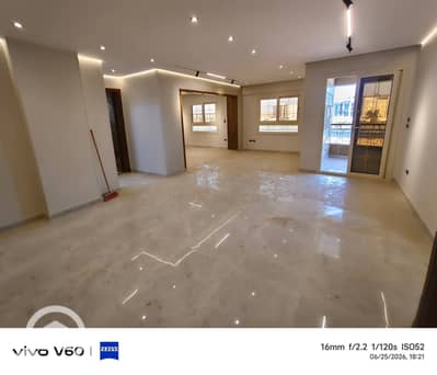 4 Bedroom Flat for Sale in 6th of October, Giza - 1000345499. jpg