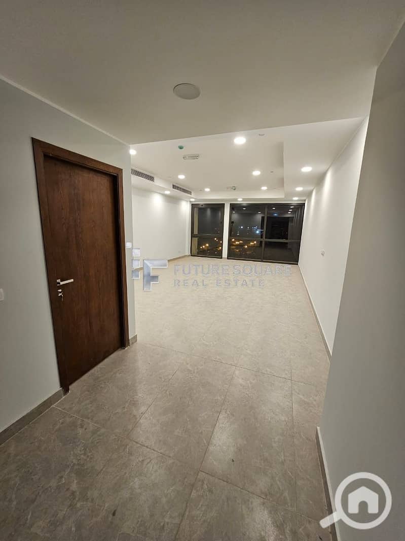 4 Image12. jpg