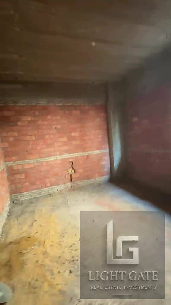 3 WhatsApp Video 2026-07-21 at 7.40. 10 PM - frame at 0m41s. jpg