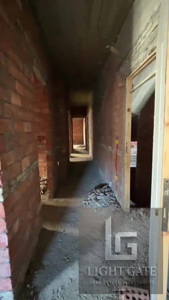 7 WhatsApp Video 2026-07-21 at 7.40. 10 PM - frame at 0m9s. jpg