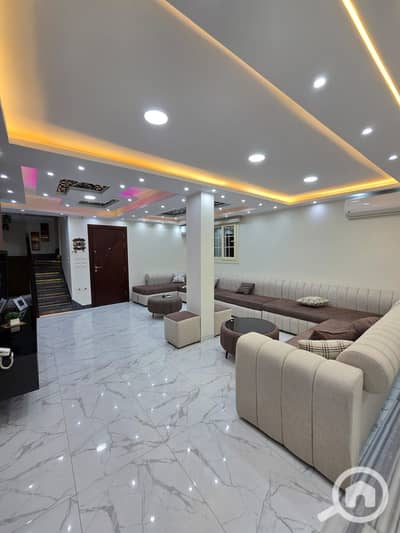 6 Bedroom Duplex for Sale in Mokattam, Cairo - 447b2bdb-ca20-417c-8ff6-a6f88165abc5. jpg